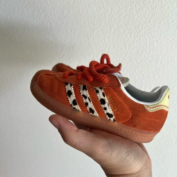 Adidas Kids Gazelle TOY STORY Orange Sneakers - Picture 6 of 7